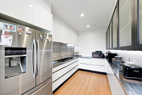 Photo of property in 33 Roy Hilton Drive, Flagstaff, Hamilton, 3210