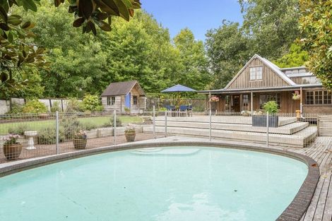 Photo of property in 29 Carter Road, Oratia, Auckland, 0604