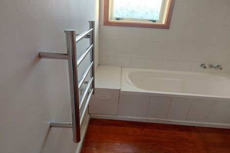 Photo of property in 5 Dalton Place, Burnside, Christchurch, 8053
