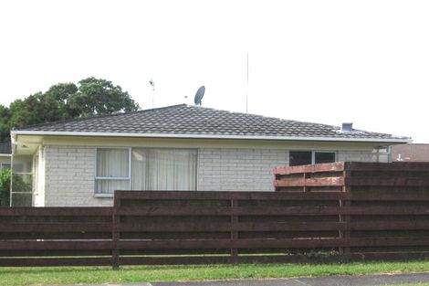Photo of property in 1/41 Blacklock Avenue, Henderson, Auckland, 0612