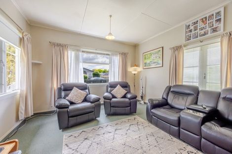 Photo of property in 39 Hospital Street, Dannevirke, 4930