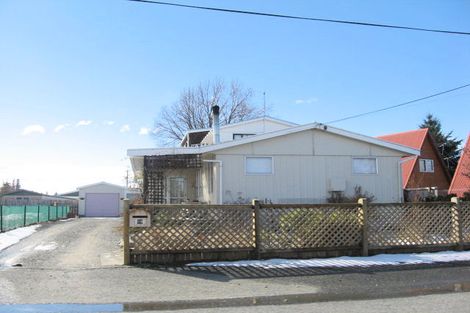 Photo of property in 79 Rata Road, Twizel, 7901