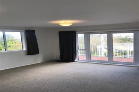 Photo of property in 514 West Coast Road, Oratia, Auckland, 0604