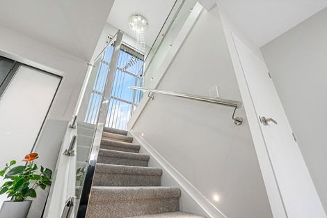 Photo of property in 4 Tawapou Close, Massey, Auckland, 0614