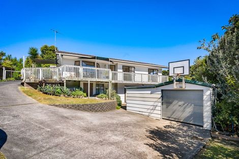 Photo of property in 49a Brian Crescent, Stanmore Bay, Whangaparaoa, 0932