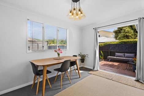 Photo of property in 9 Hammond Road, Taradale, Napier, 4112
