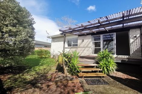 Photo of property in 2/462 Great South Road, Opaheke, Papakura, 2113