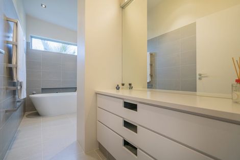 Photo of property in 28 Radar Road, Hot Water Beach, Whitianga, 3591