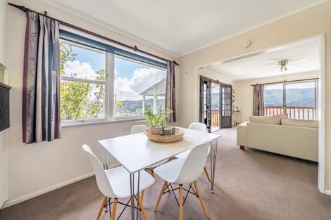 Photo of property in 75 Logie Street, Stokes Valley, Lower Hutt, 5019