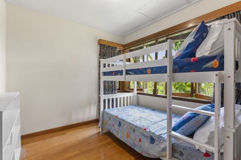 Photo of property in 63 Parkhill Road, Mellons Bay, Auckland, 2014