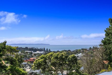 Photo of property in 1/7 Malters Place, Browns Bay, Auckland, 0630