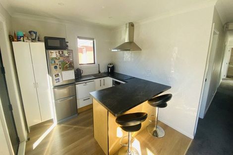 Photo of property in 43 Oxford Street, Lansdowne, Masterton, 5810