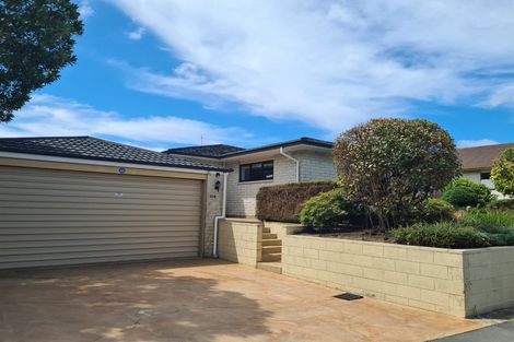 Photo of property in 218 Maidstone Road, Avonhead, Christchurch, 8042