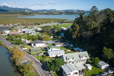 Photo of property in 185 Hauraki Road, Coromandel, 3506