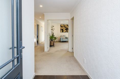 Photo of property in 12 Mana Place, Awapuni, Palmerston North, 4412