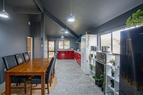 Photo of property in 26 Chatsworth Place, Highbury, Palmerston North, 4412