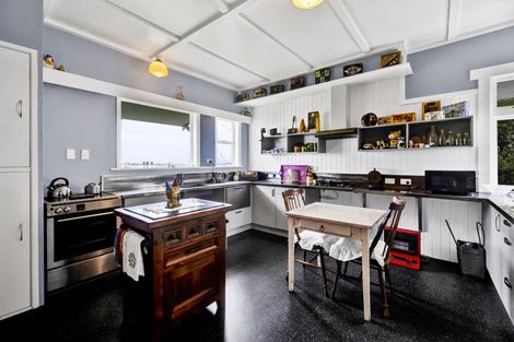 Photo of property in 11 Hill Street, Eltham, 4322