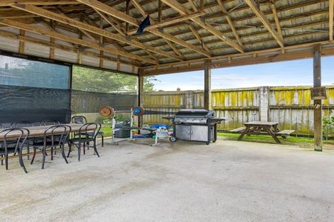 Photo of property in 182 Beach Haven Road, Beach Haven, Auckland, 0626