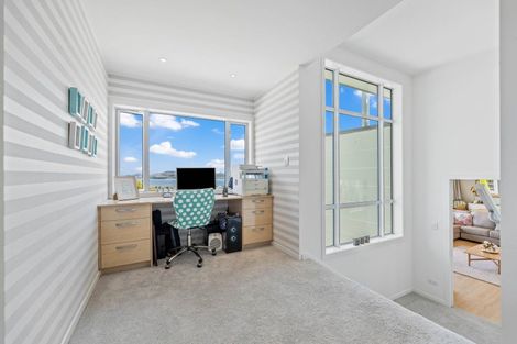 Photo of property in 12 Botanical Heights Drive, Waipahihi, Taupo, 3330