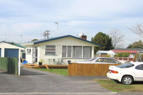 Photo of property in 6 Lugton Street, Nawton, Hamilton, 3200