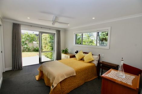 Photo of property in 148 Kupe Drive, Whitianga, 3510