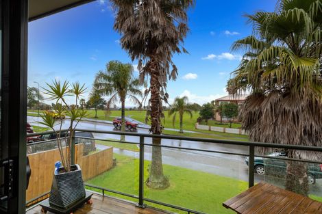 Photo of property in 13 San Marino Drive, Henderson, Auckland, 0612