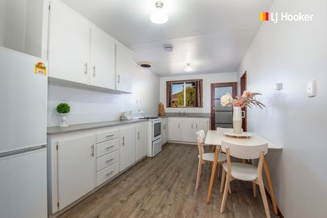 Photo of property in 110 Argyle Street, Mosgiel, 9024