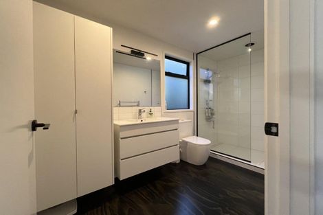 Photo of property in 16 Peace Avenue, Moturoa, New Plymouth, 4310