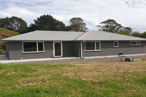 Photo of property in 1363 State Highway 16, Waimauku, 0883