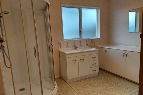 Photo of property in 4 Fairbrother Street, Carterton, 5713