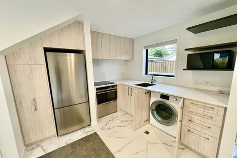 Photo of property in 7/22 Yeovil Road, Te Atatu Peninsula, Auckland, 0610