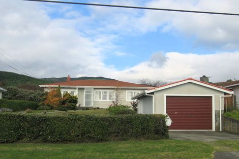 Photo of property in 9 Parakai Street, Paraparaumu, 5032