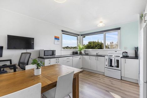 Photo of property in 35 Beauzami Crescent, Ascot Park, Porirua, 5024