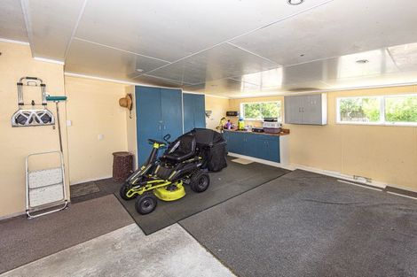 Photo of property in 16 Lake Ora Road, Te Kamo, Whangarei, 0112