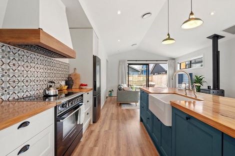 Photo of property in 26 Perendale Road, Jacks Point, 9371