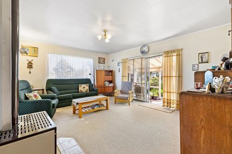 Photo of property in 35 Ramillies Place, Glenfield, Auckland, 0629
