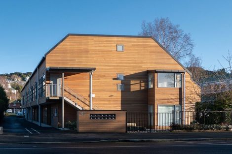 Photo of property in 2/432 Great King Street, North Dunedin, Dunedin, 9016