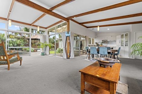 Photo of property in 2 Bushlands Place, Opaheke, Papakura, 2113