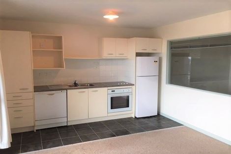 Photo of property in 11/241 Hinemoa Street, Birkenhead, Auckland, 0626