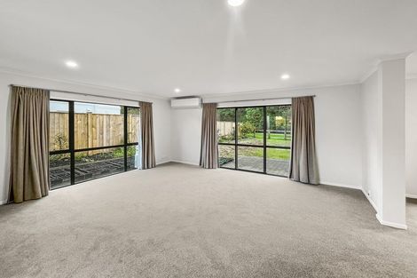 Photo of property in 20 Kristin Lane, Albany, Auckland, 0632