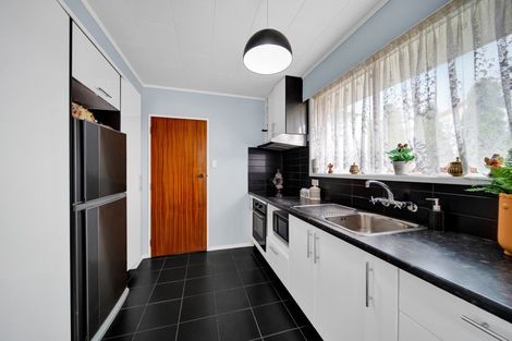 Photo of property in 162 Omata Road, Blagdon, New Plymouth, 4310