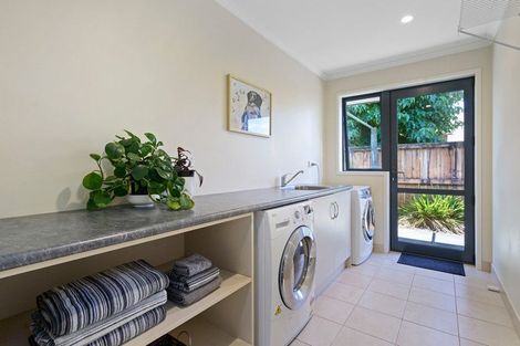 Photo of property in 22b Madison Street, Cambridge, 3434