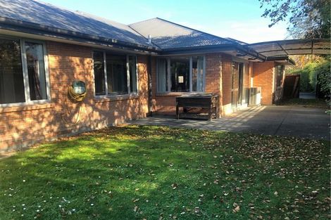 Photo of property in 692 Avonside Drive, Avonside, Christchurch, 8061