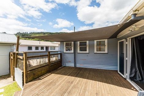 Photo of property in 51 Parenga Street, Wainuiomata, Lower Hutt, 5014