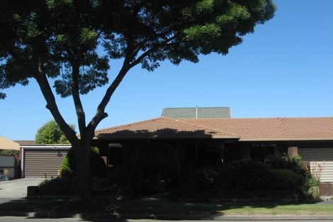 Photo of property in 3 Elvira Court, Bishopdale, Christchurch, 8053