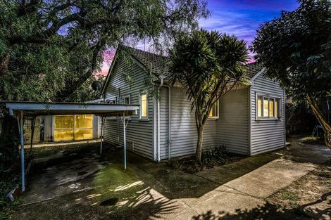 Photo of property in 5 Canal Road, Avondale, Auckland, 1026