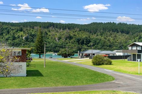 Photo of property in 401 Harbour View Road, Whangamata, 3620