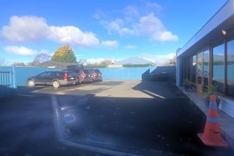 Photo of property in 4 Whitmore Street, Edgeware, Christchurch, 8013