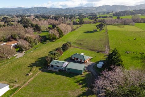 Photo of property in 65a Connollys Line, Carterton, 5713