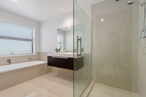 Photo of property in 2 Roy Hilton Drive, Flagstaff, Hamilton, 3210